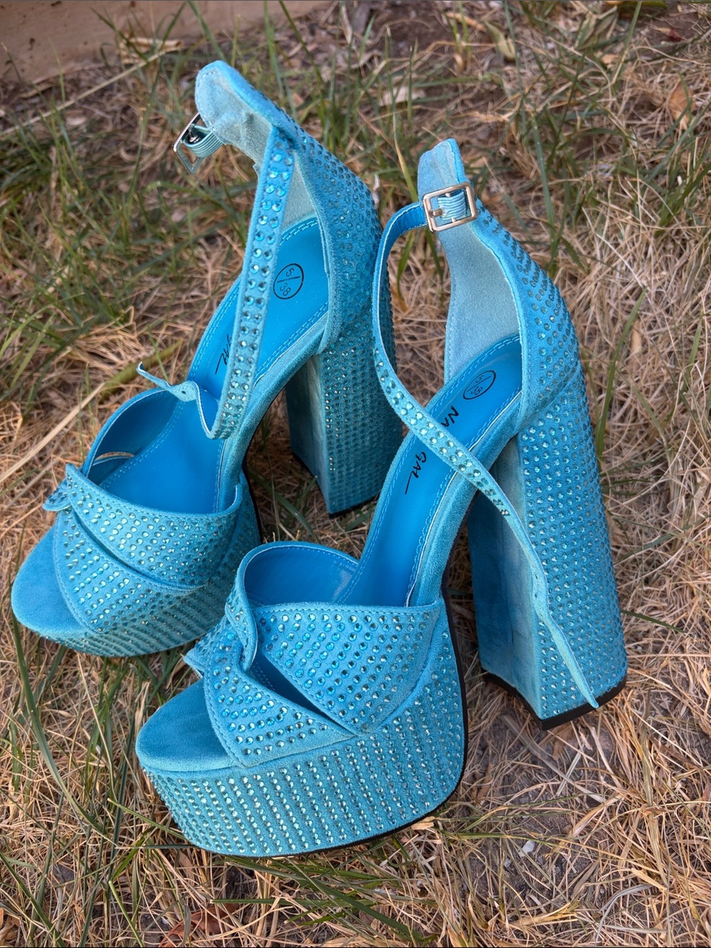 01-PLATFORM heels ,crystals rhinestone junky block sandal